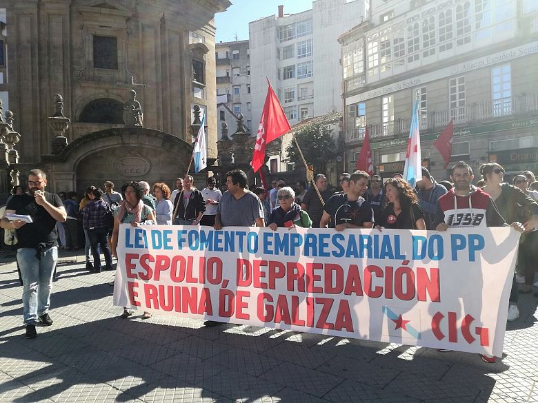 17-10-03 ConcentracionLeiFomentoEmpresarialPontevedra01.jpeg